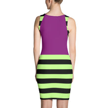 Load image into Gallery viewer, Green doggy Dress.
