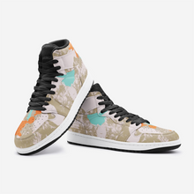 Load image into Gallery viewer, Avery Unisex Sneaker TR
